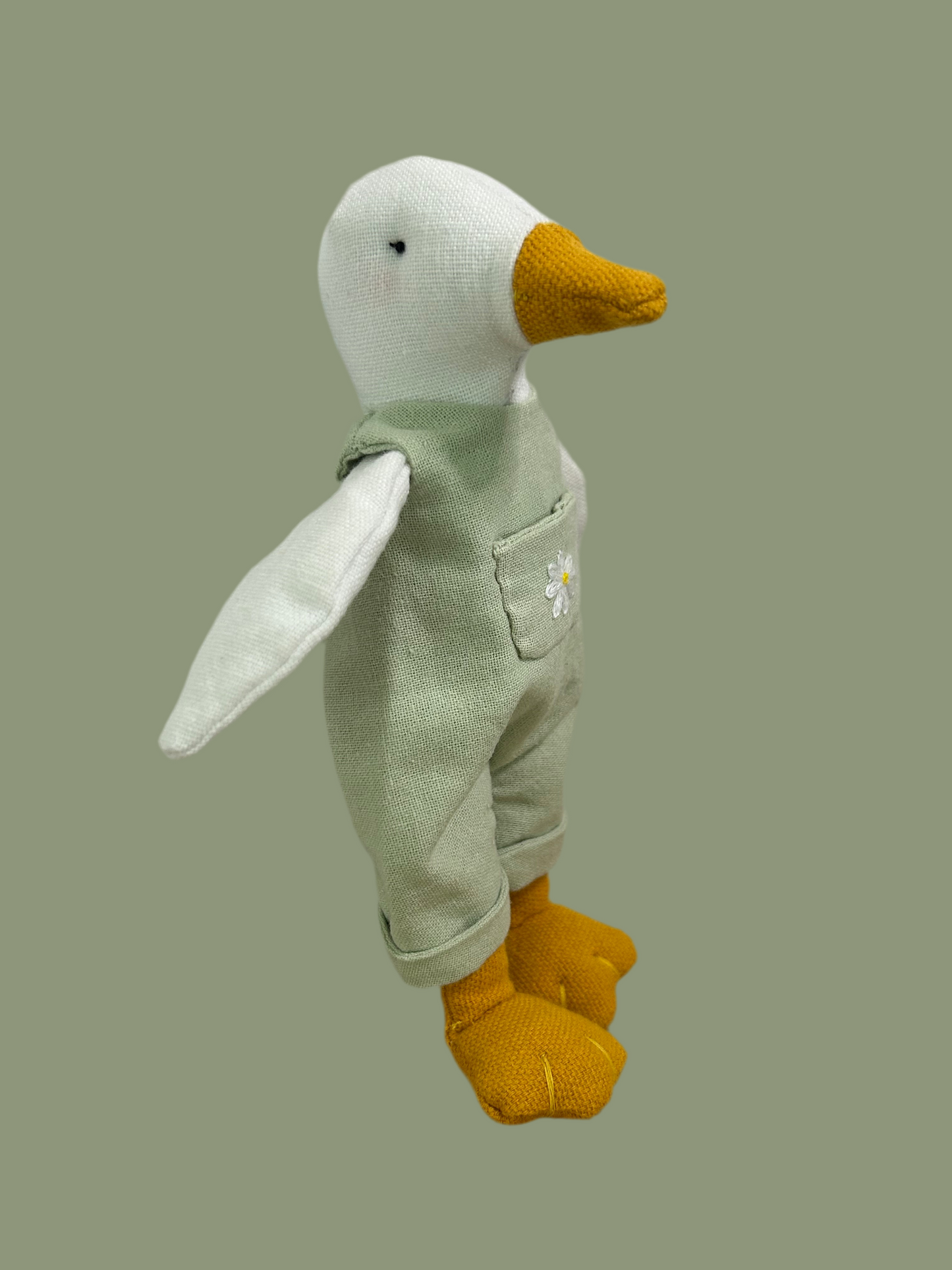 Patita Menta con jumpsuit y gorrito de sol reversible