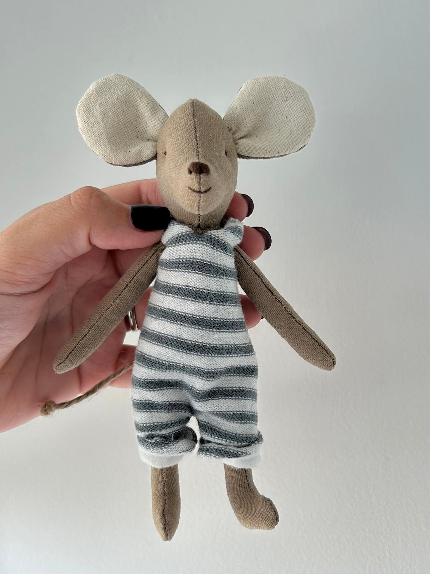Ratoncito Otto con Jumpsuit